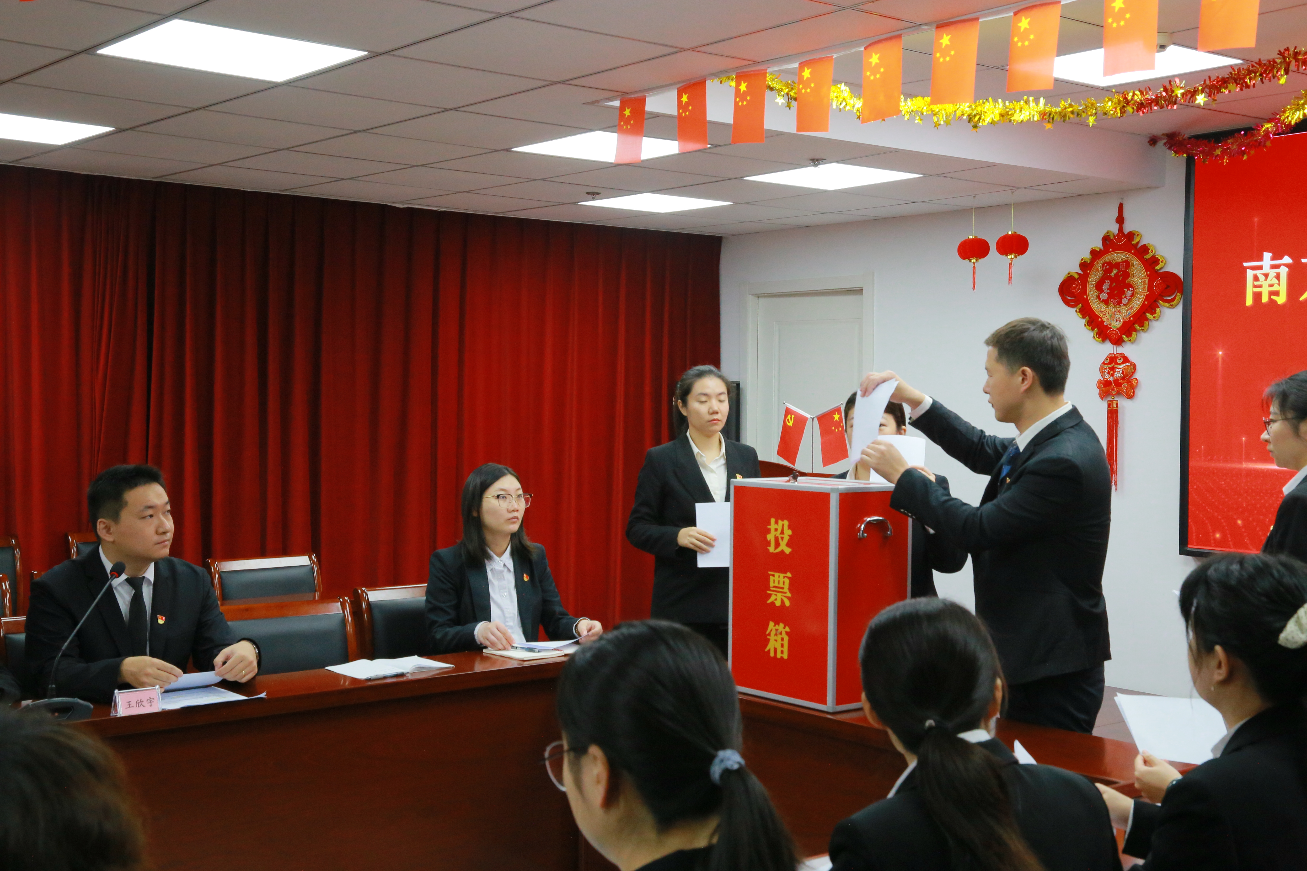 亿万先生MR·(中国集团)官方网站